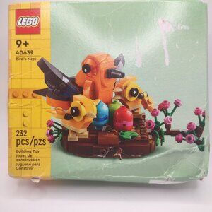 LEGO Birds Nest 40639 Mother Bird & Chicks Easter Spring 232 pcs (Box crushed )